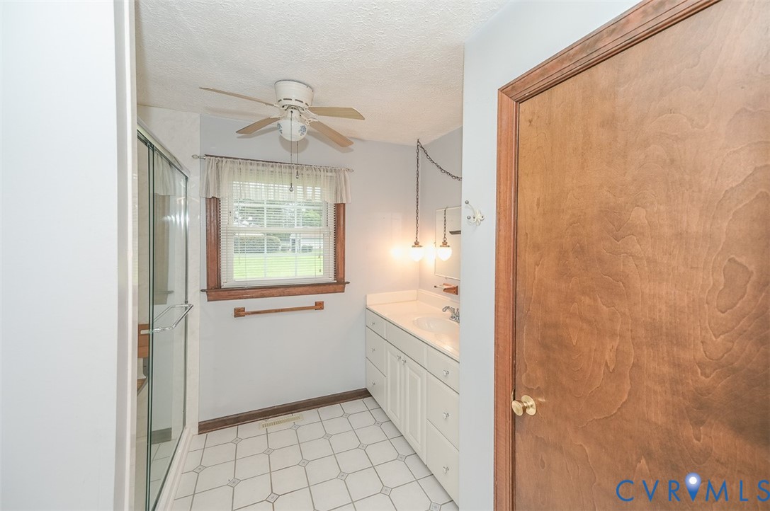 7641 Elko Road Sandston, VA 23150 - Photo 22 of 35