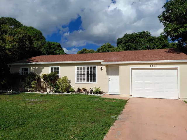 $2,600 | 2431 Southeast Robin Circle, Port St. Lucie, FL 34952