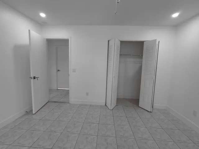 $2,600 | 2431 Southeast Robin Circle, Port St. Lucie, FL 34952