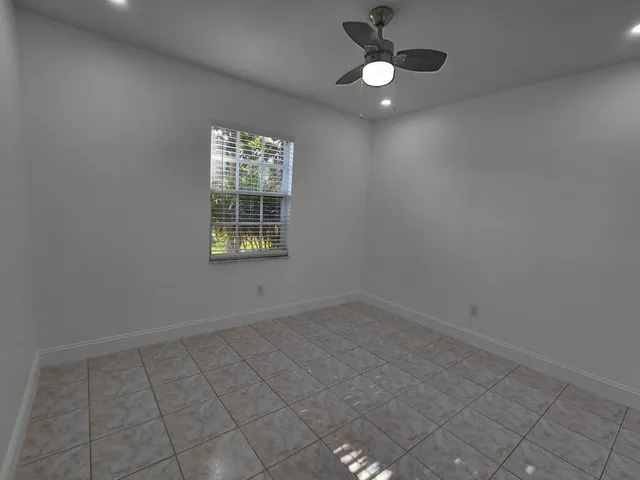 $2,600 | 2431 Southeast Robin Circle, Port St. Lucie, FL 34952