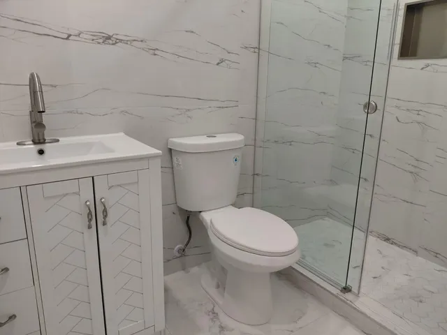 $2,600 | 2431 Southeast Robin Circle, Port St. Lucie, FL 34952