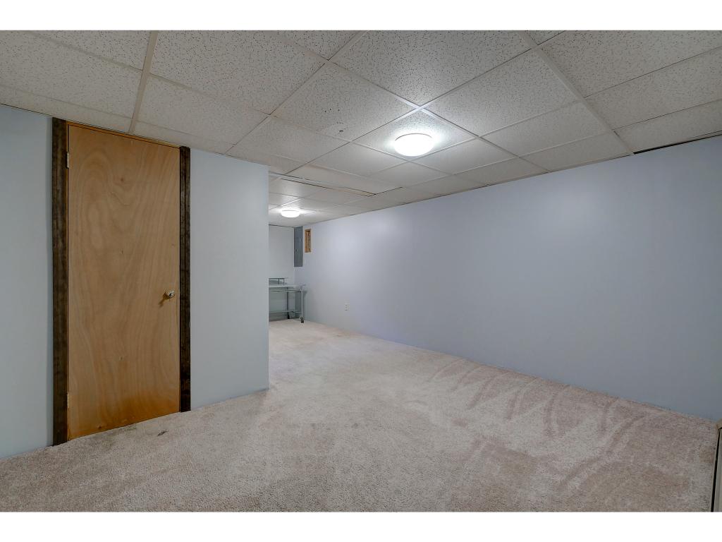 53 Appleton Street Manchester, NH 03104 - Photo 22 of 28 Gallery Image 22