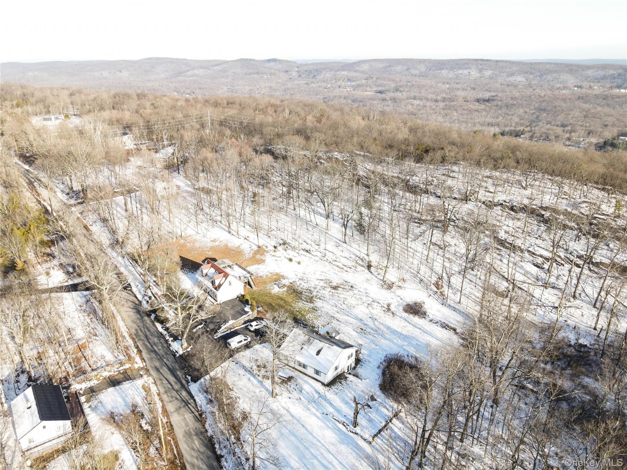 50 Continental Road Warwick, NY 10990 - Photo 43 of 46 a view of city and mountain