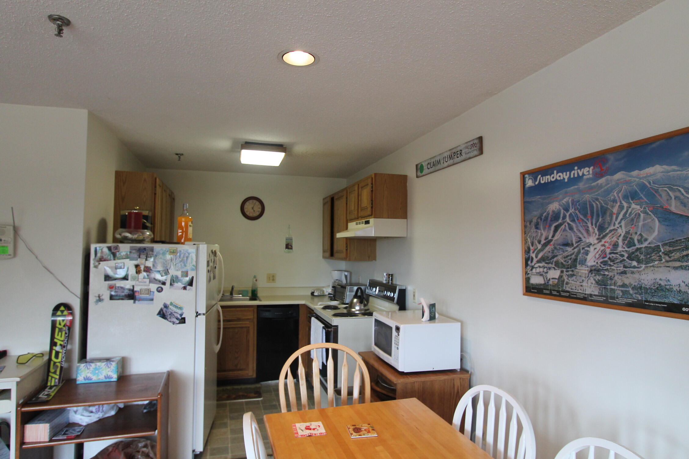 376 Skiway Road, Unit 3109 Newry, ME 04261 - Photo 4 of 10 2018-09-28 001