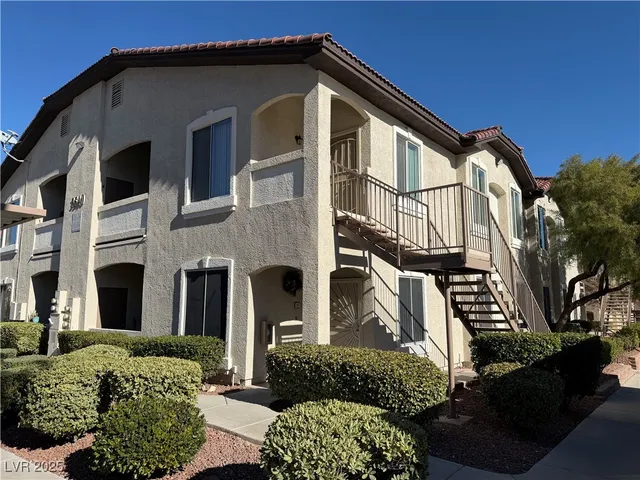 $1,500 | 3540 Cactus Shadow Street, Unit 201, Las Vegas, NV 89129