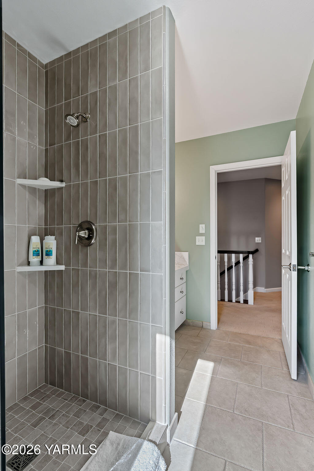 6810 Ravens Gate Way Yakima, WA 98908 - Photo 32 of 49 a bathroom with a shower
