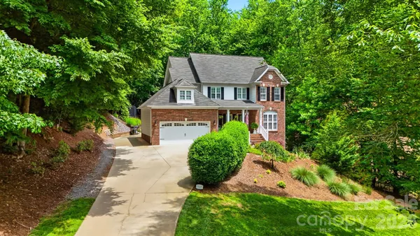 $629,900 | 5780 Crown Terrace, Hickory, NC 28601