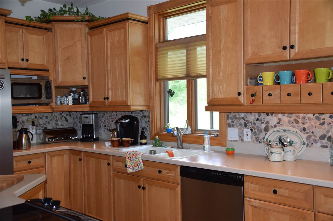 1715 East River Road Traverse City, MI 49696 - Photo 17 of 21 1833165-16.JPG