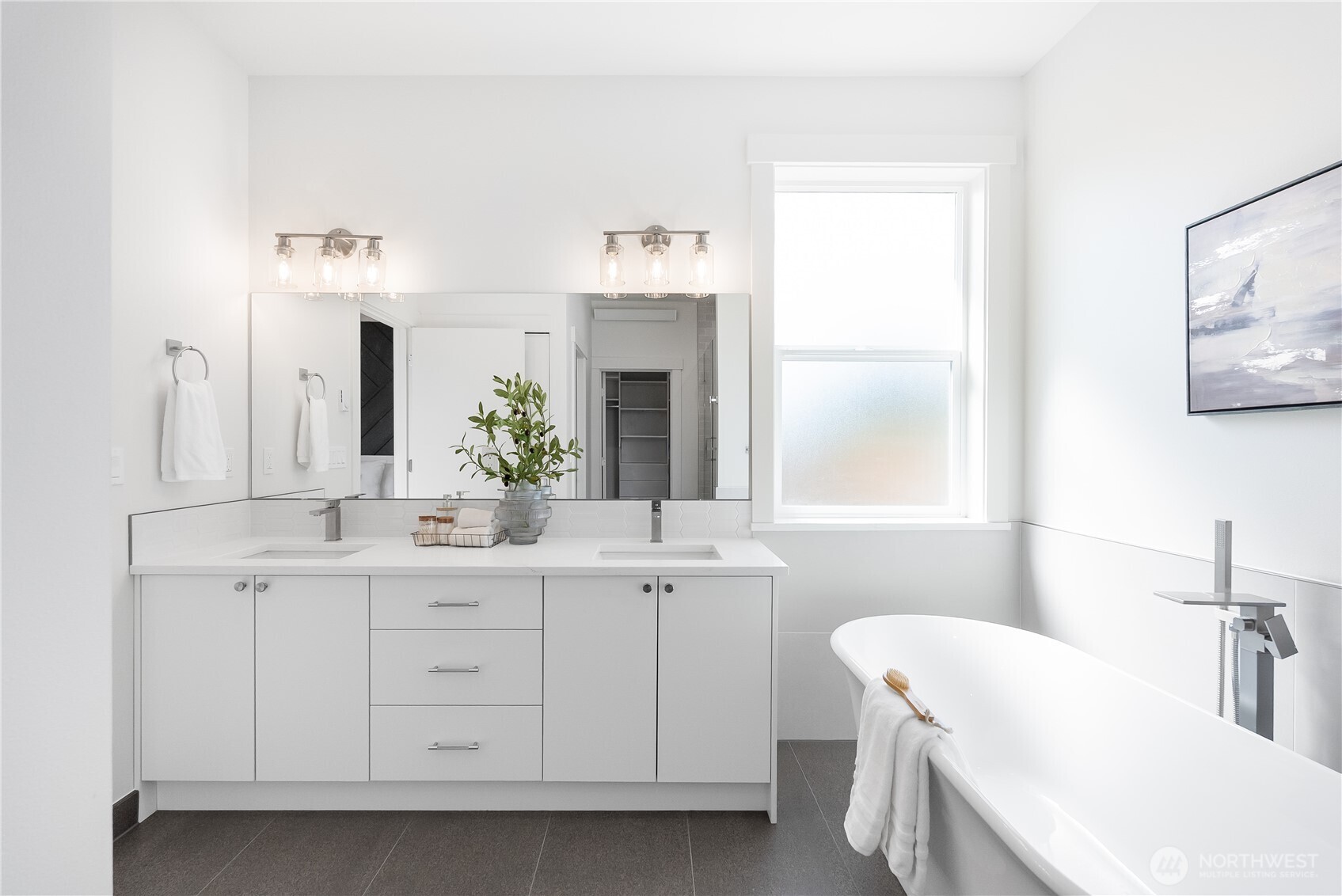 130 Sable Drive Everson, WA 98247 - Photo 25 of 40 a bathroom with a sink and a mirror