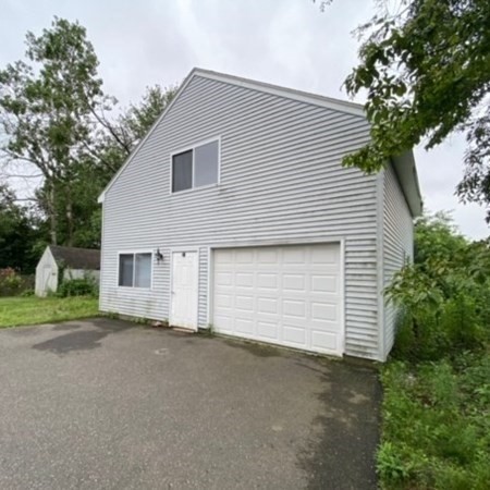 564 Granby Road South Hadley, MA 01075 - Photo 27 of 34 Gallery Image 27