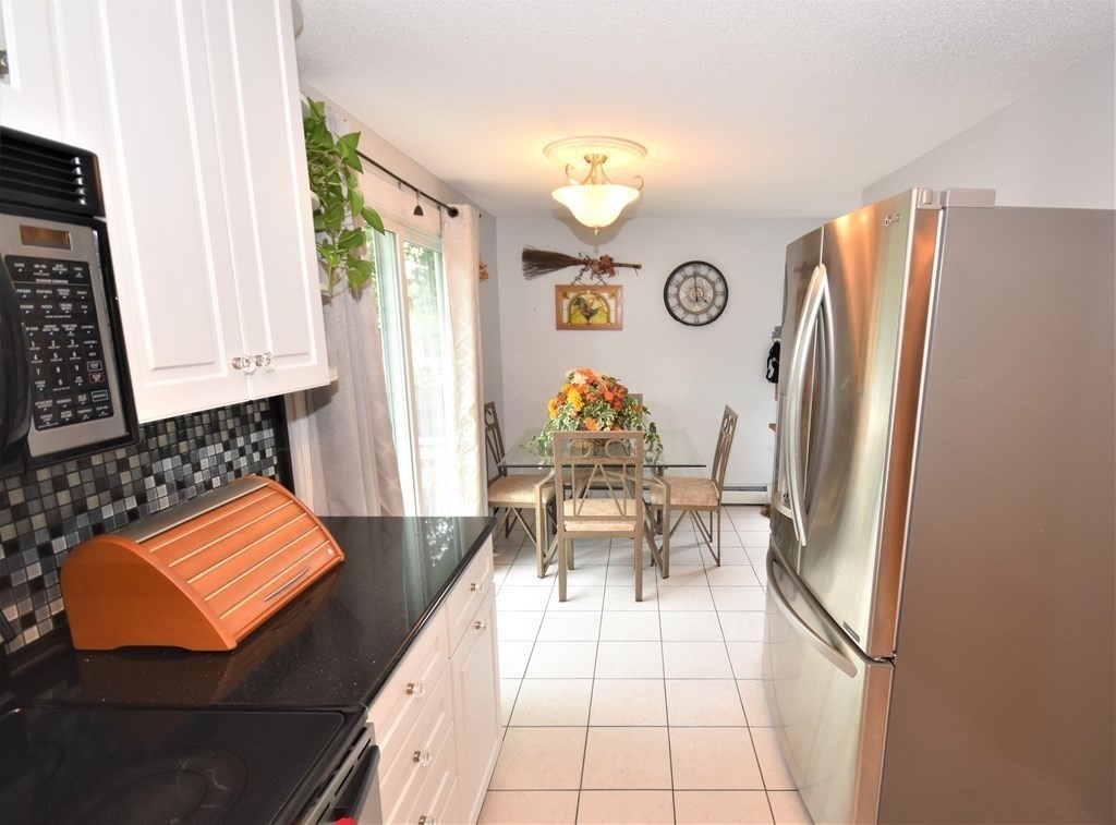 564 Granby Road South Hadley, MA 01075 - Photo 8 of 34 Gallery Image 8