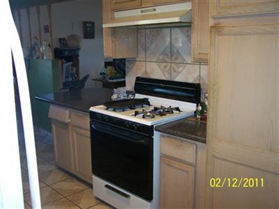 2203 11th Street Reedley, CA 93654 - Photo 5 of 6
