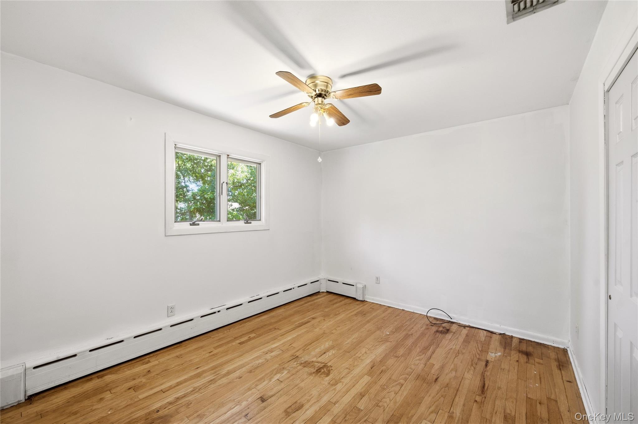 58 Juniper Road Kings Park, NY 11754 - Photo 16 of 33