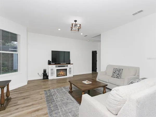 $5,250 | 687 Statenville Court, Ocoee, FL 34761