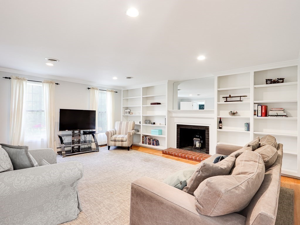 95 County Street Dover, MA 02030 - Photo 12 of 41 Gallery Image 12