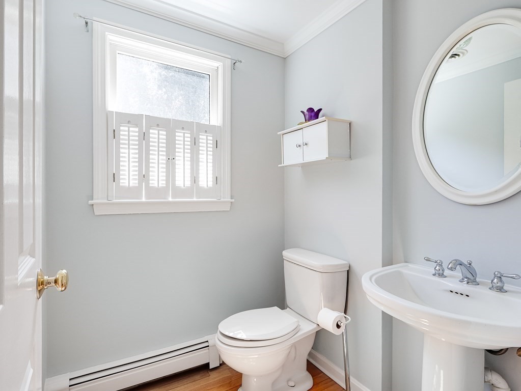 95 County Street Dover, MA 02030 - Photo 18 of 41 Gallery Image 18