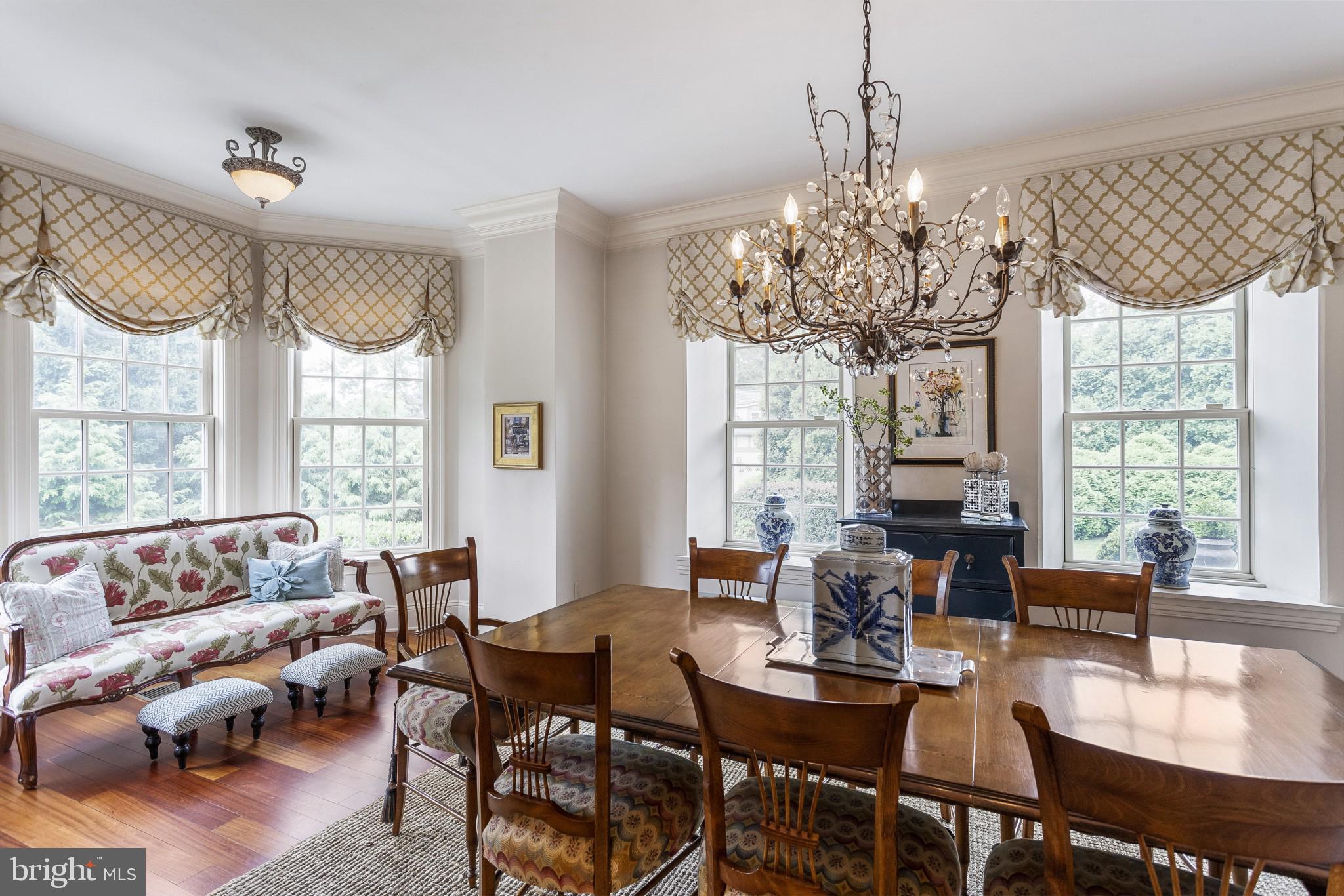 350 Belrose Lane Wayne, PA 19087 - Photo 17 of 50 Dining Room