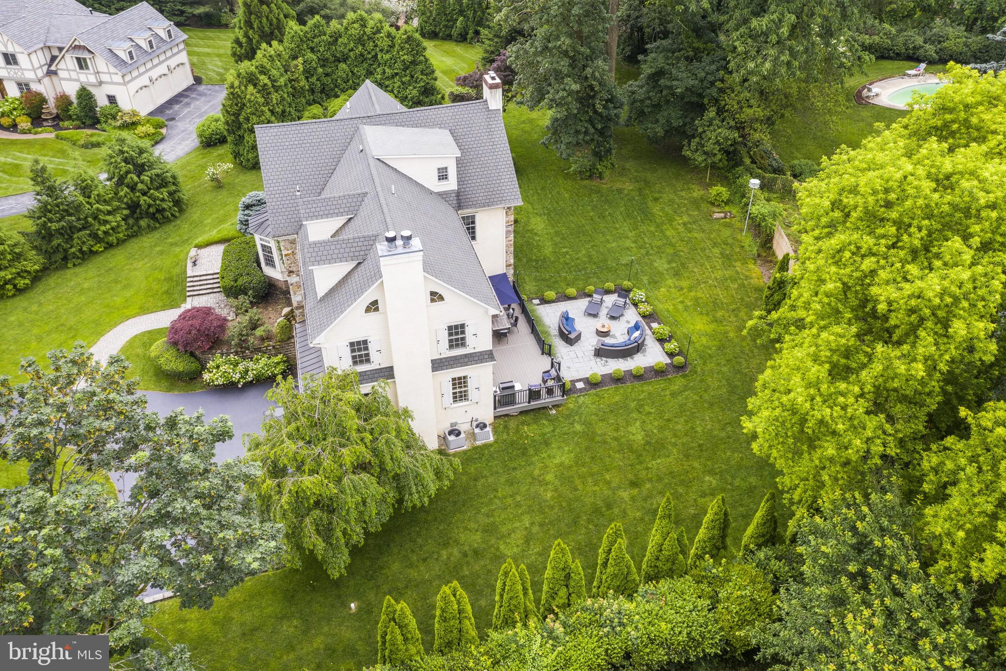 350 Belrose Lane Wayne, PA 19087 - Photo 3 of 50