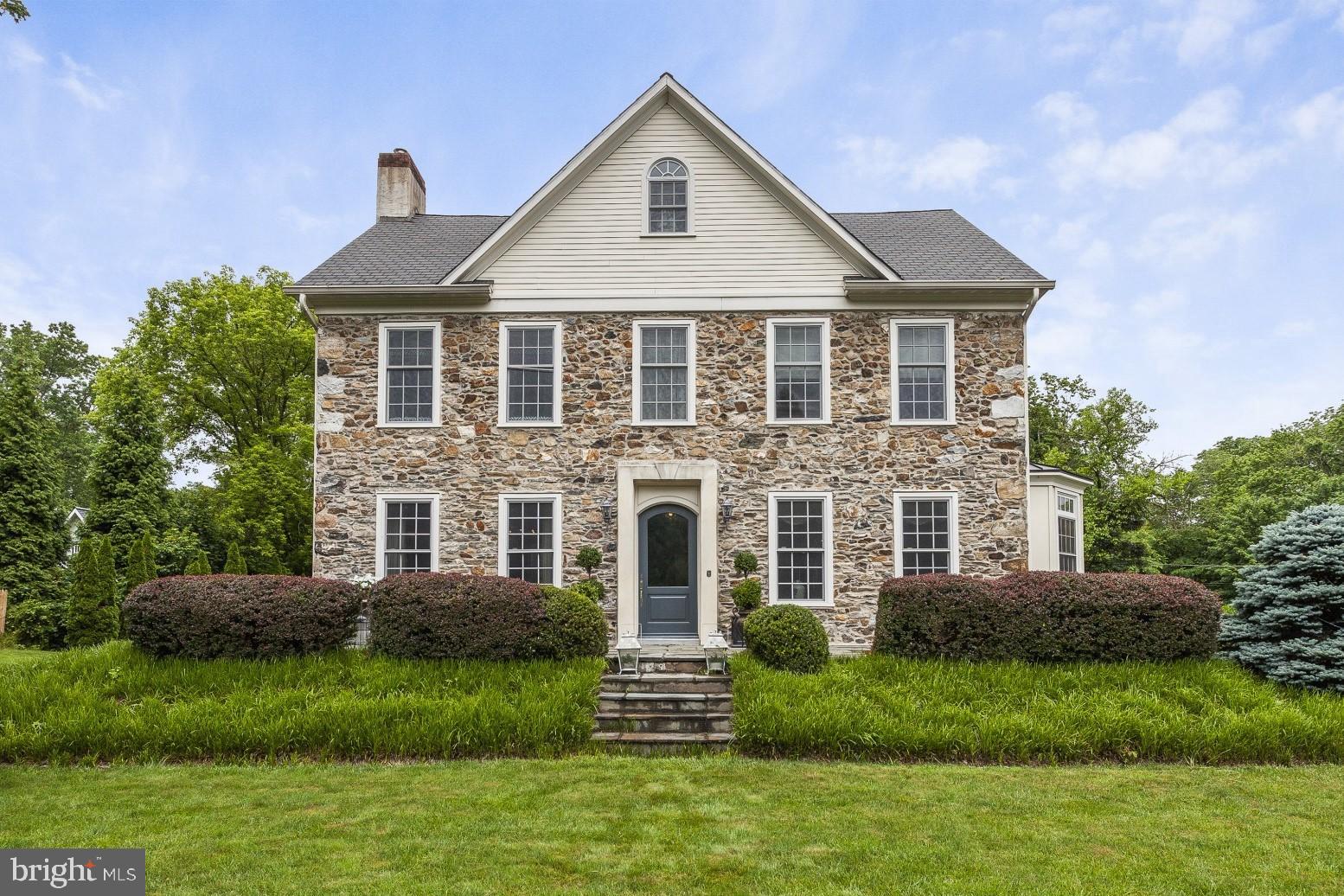 350 Belrose Lane Wayne, PA 19087 - Photo 4 of 50