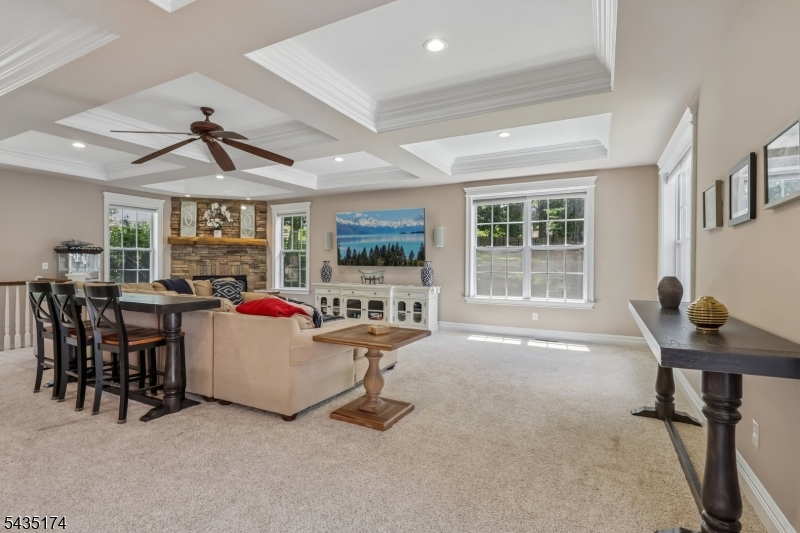 27 Burlington Road Berkeley Heights, NJ 07974 - Photo 10 of 37