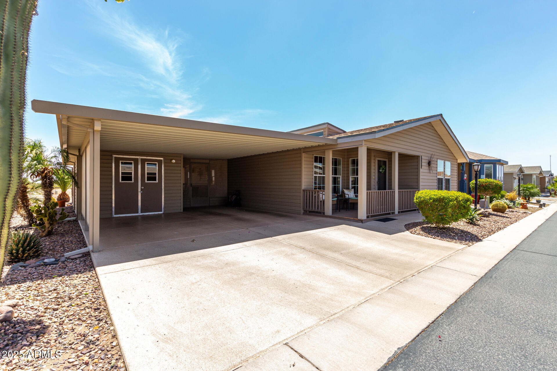 3301 South Goldfield Road, Unit 6050 Apache Junction, AZ 85119 - Photo 3 of 51 01 - Goldfield