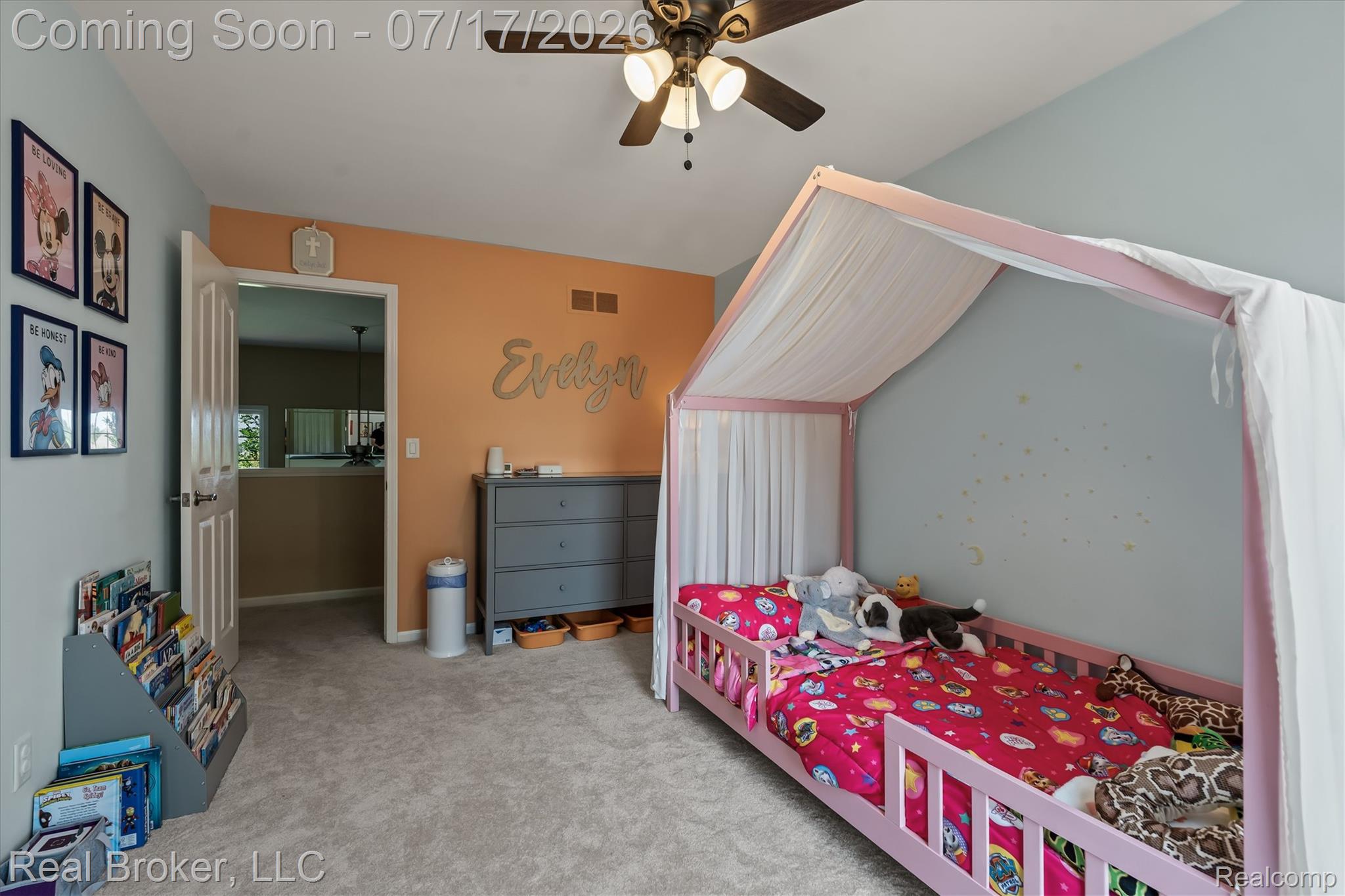 45192 Thornhill Road Canton, MI 48188 - Photo 21 of 34 Plush carpeted flooring, a ceiling fan, and a light-colored interior door