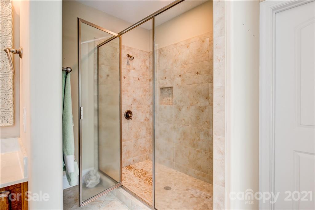 5913 Johnson Road, Unit 10 Lake Wylie, SC 29710 - Photo 21 of 47 Gallery Image 21