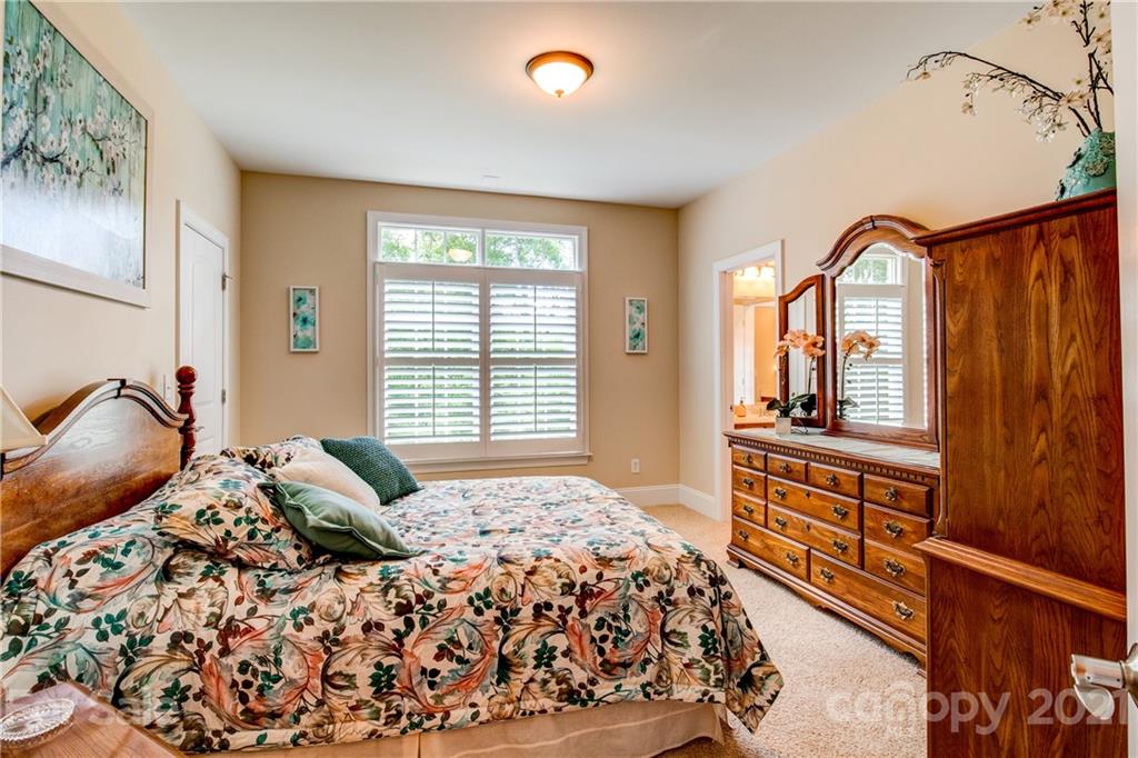 5913 Johnson Road, Unit 10 Lake Wylie, SC 29710 - Photo 23 of 47 Gallery Image 23