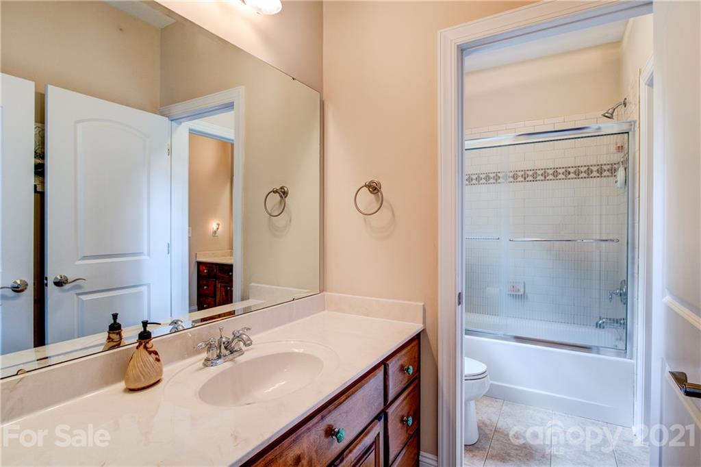 5913 Johnson Road, Unit 10 Lake Wylie, SC 29710 - Photo 24 of 47 Gallery Image 24
