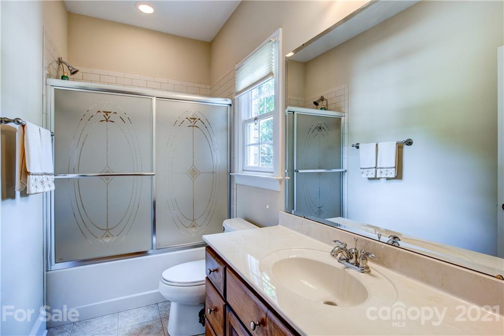 5913 Johnson Road, Unit 10 Lake Wylie, SC 29710 - Photo 26 of 47 Gallery Image 26