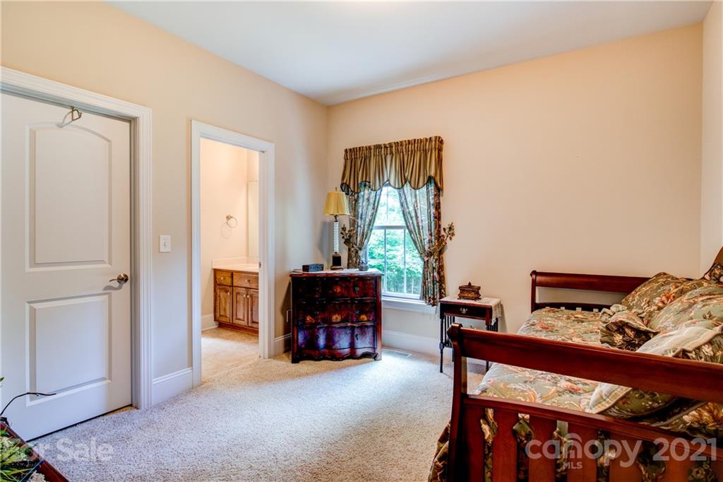 5913 Johnson Road, Unit 10 Lake Wylie, SC 29710 - Photo 27 of 47 Gallery Image 27
