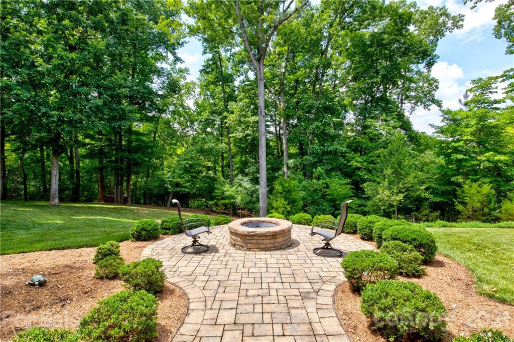 5913 Johnson Road, Unit 10 Lake Wylie, SC 29710 - Photo 39 of 47 Gallery Image 39