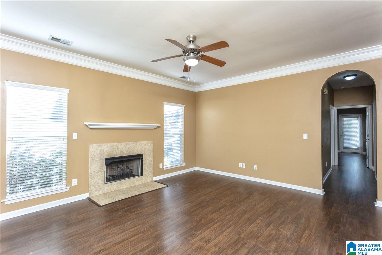 242 High Ridge Drive Pelham, AL 35124 - Photo 3 of 25