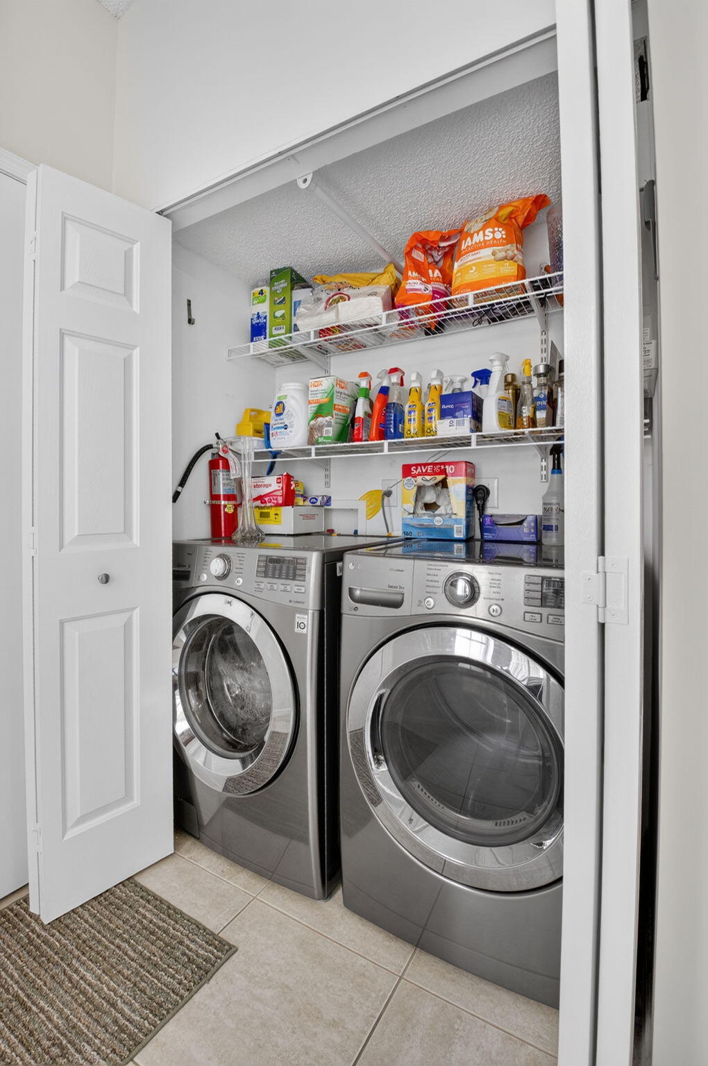 6272 Petunia Road Delray Beach, FL 33484 - Photo 35 of 70 Indoor Laundry