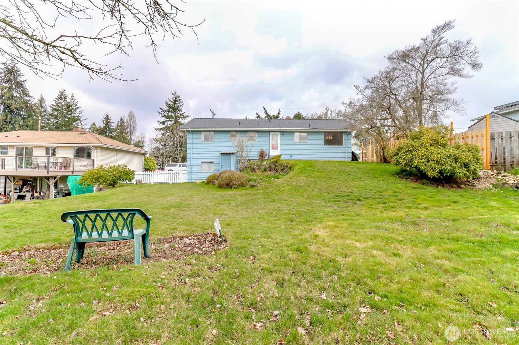 631 Southwest 126th Street Seattle, WA 98146 - Photo 25 of 27 Gallery Image 25