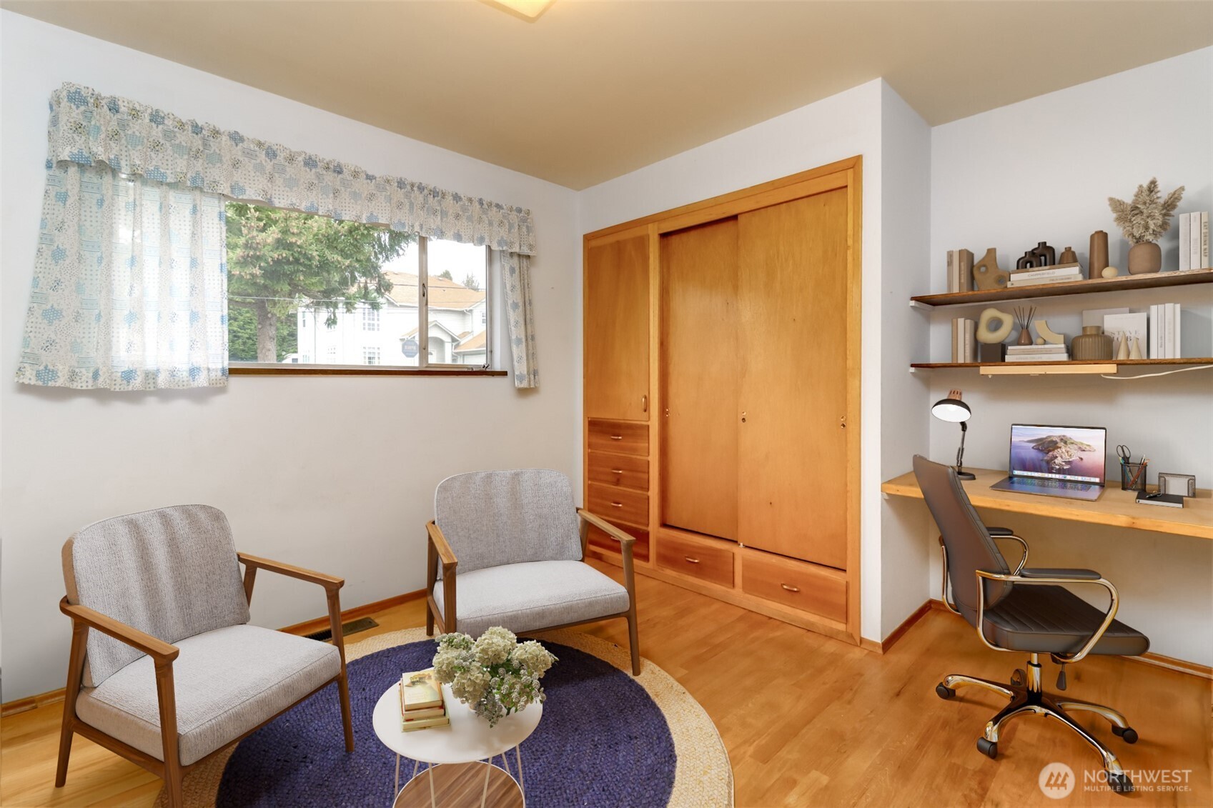 631 Southwest 126th Street Seattle, WA 98146 - Photo 9 of 27 Gallery Image 9