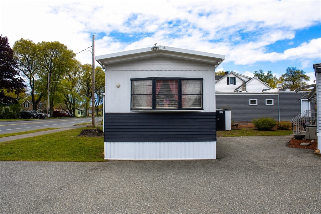 1760 Westover Road, Unit 1 Chicopee, MA 01020 - Photo 2 of 8