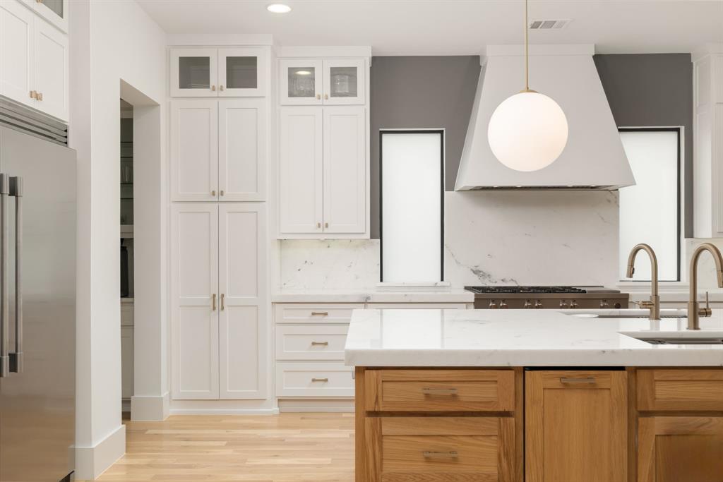 5019 Lark Lane Dallas, TX 75209 - Photo 11 of 30