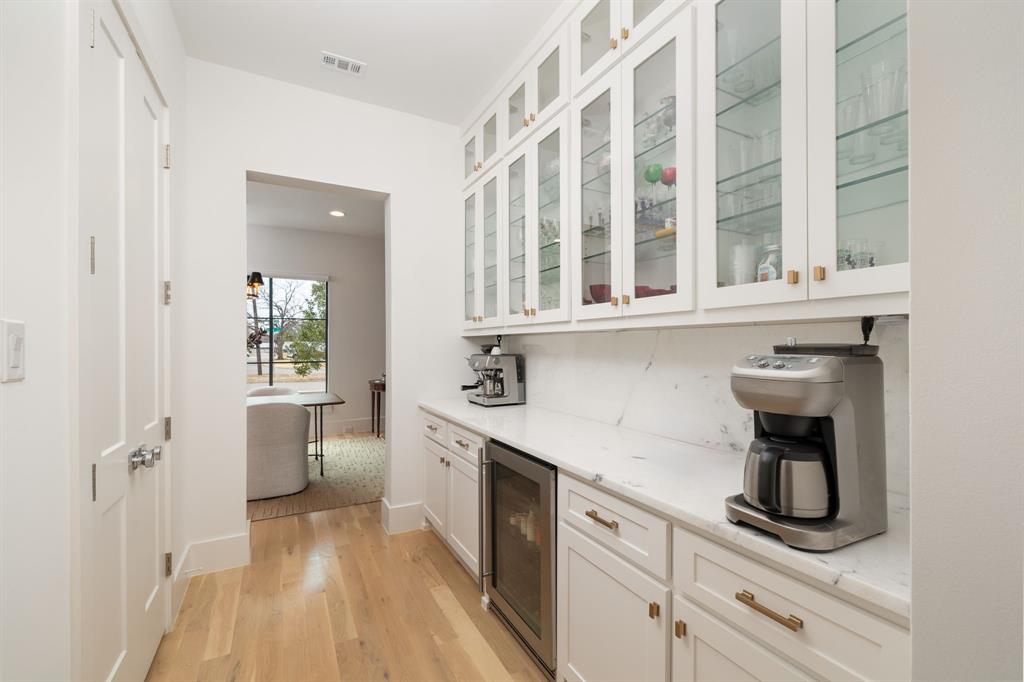 5019 Lark Lane Dallas, TX 75209 - Photo 14 of 30