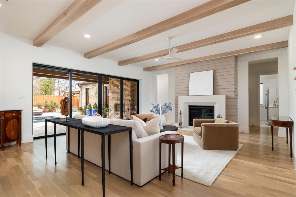 5019 Lark Lane Dallas, TX 75209 - Photo 7 of 30