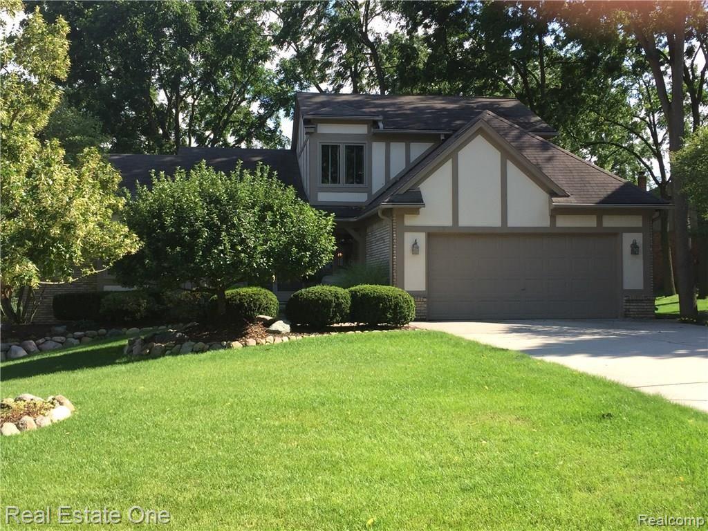 1991 Edgemont Court Rochester Hills, MI 48306 - Photo 1 of 57