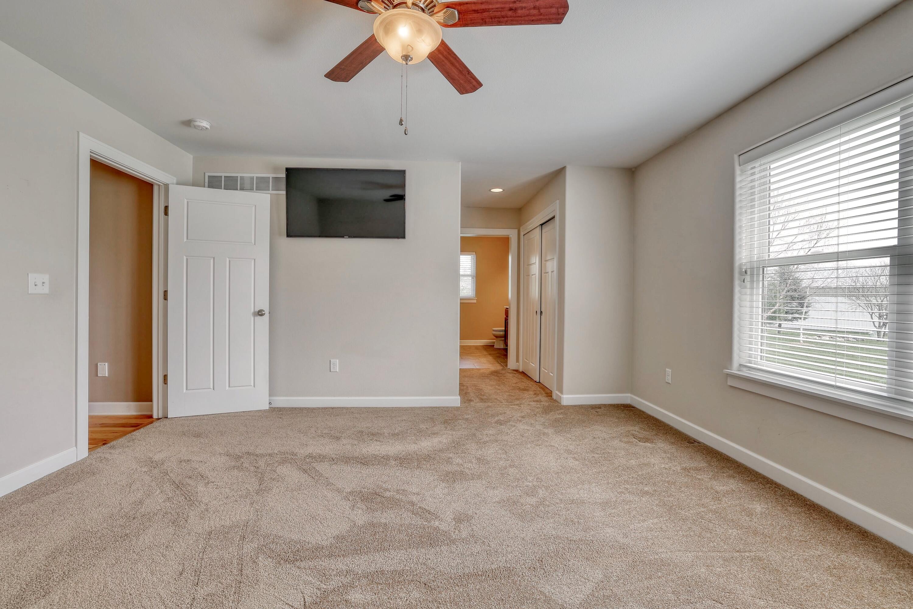 1404 Whitetail Run Mukwonago, WI 53149 - Photo 22 of 52 00 - 22