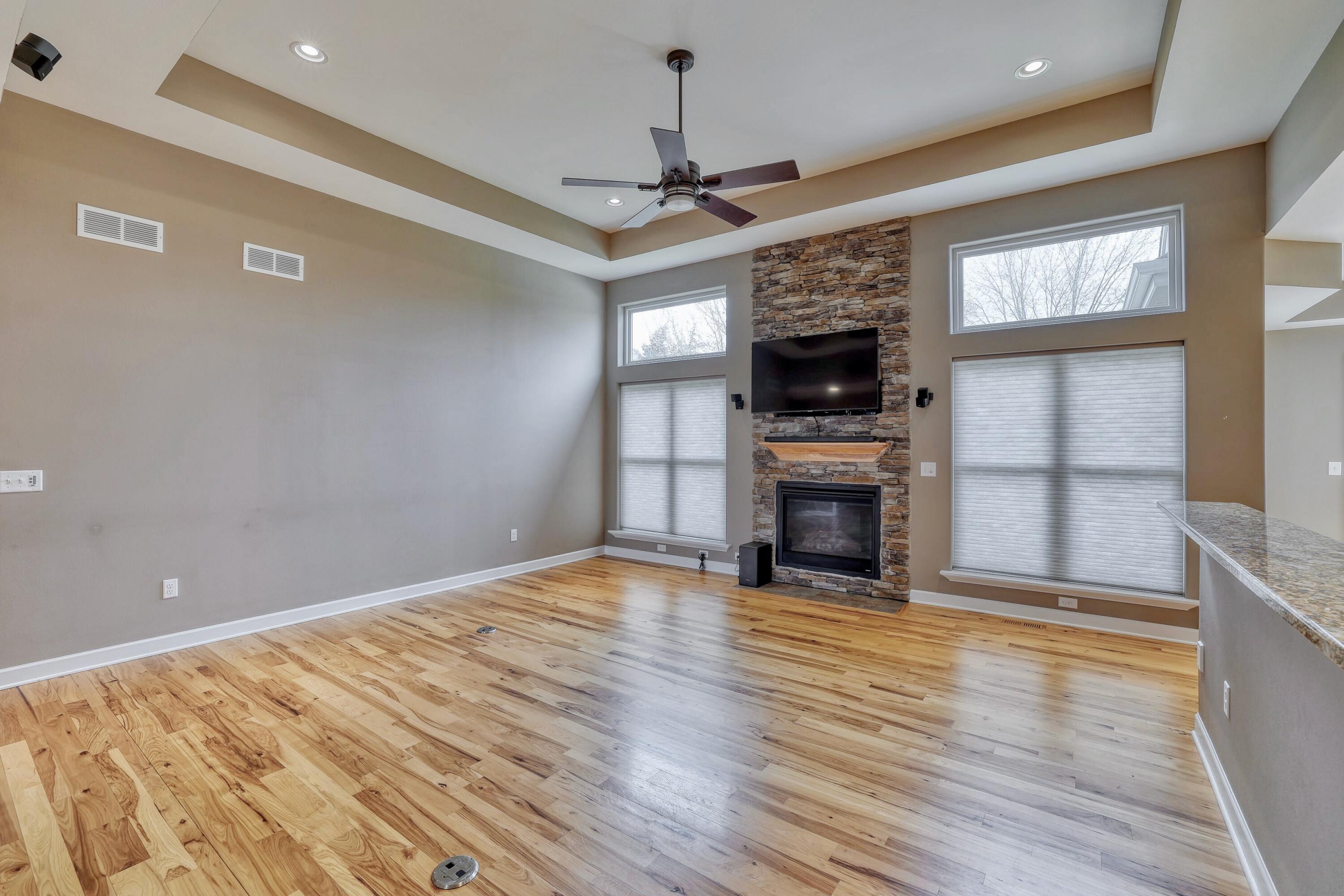 1404 Whitetail Run Mukwonago, WI 53149 - Photo 7 of 52 00 - 7