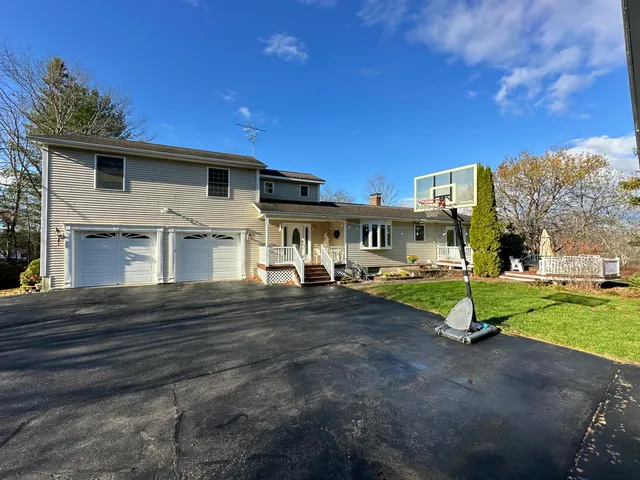 $574,900 | 818 Forest Avenue, Orono, ME 04473