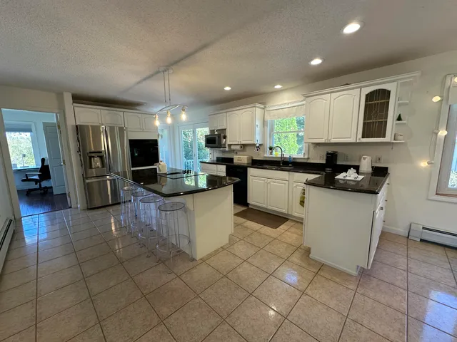 $574,900 | 818 Forest Avenue, Orono, ME 04473