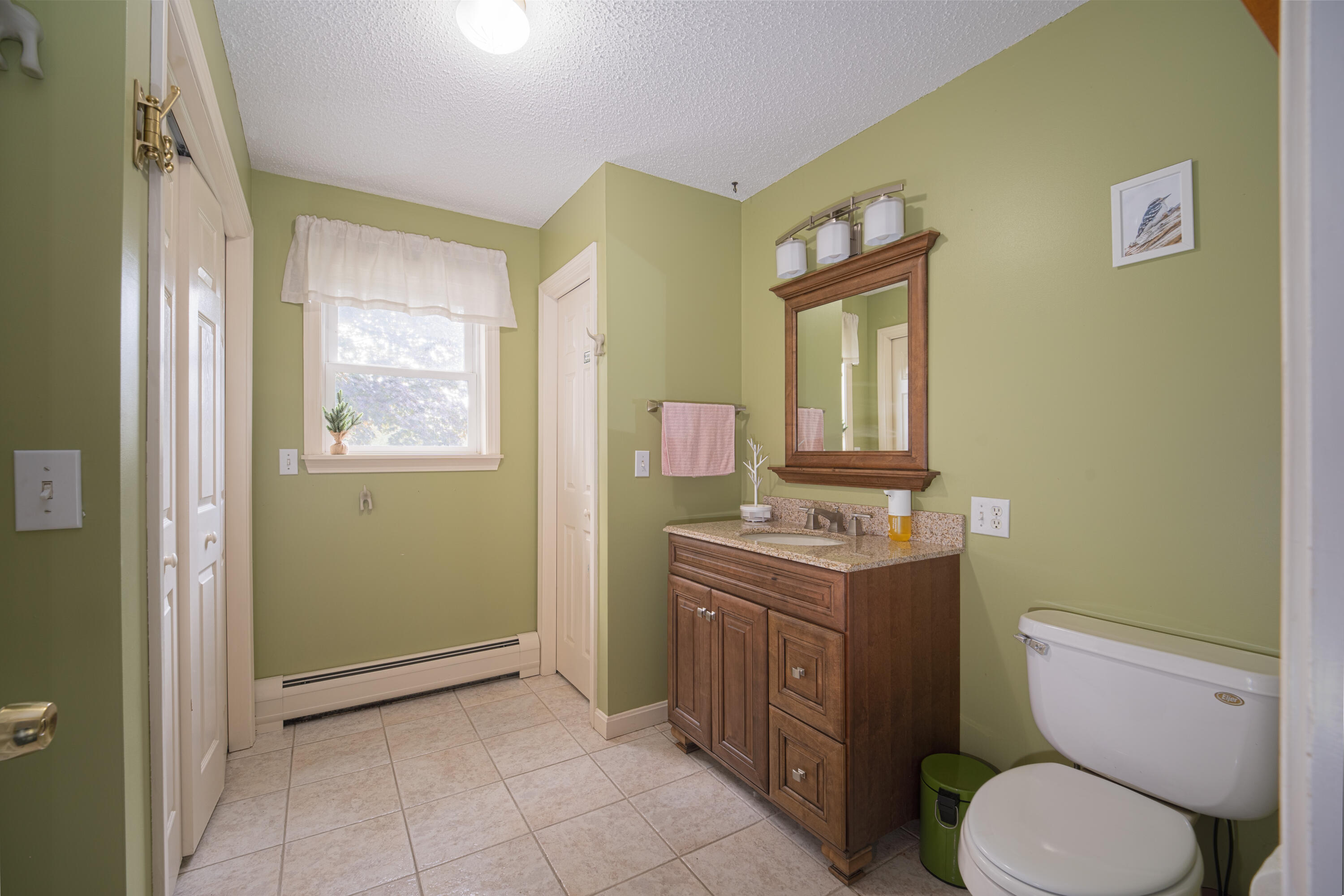 818 Forest Avenue Orono, ME 04473 - Photo 30 of 80 half bath and laundry room