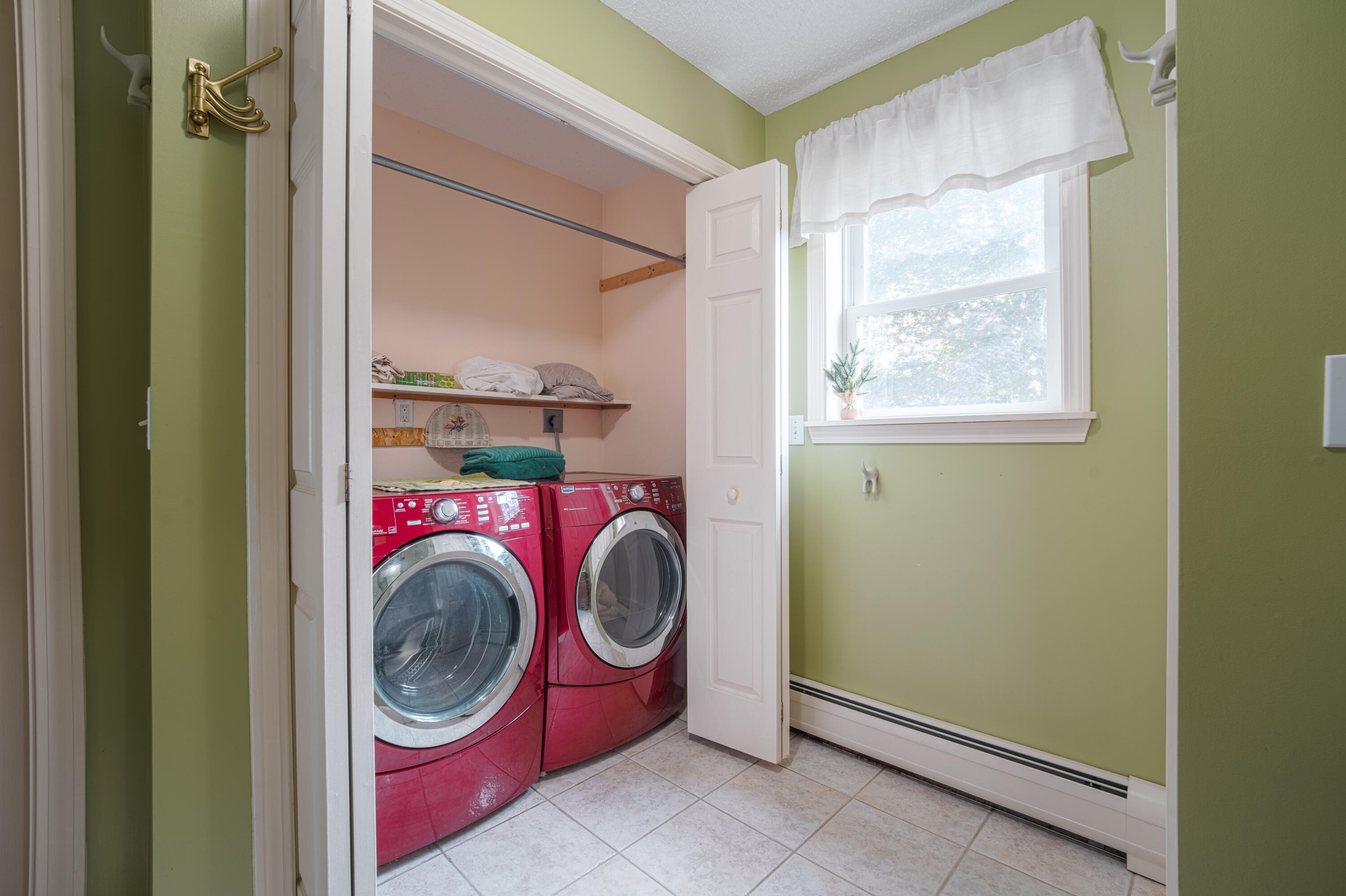 818 Forest Avenue Orono, ME 04473 - Photo 32 of 80 half bath and laundry room
