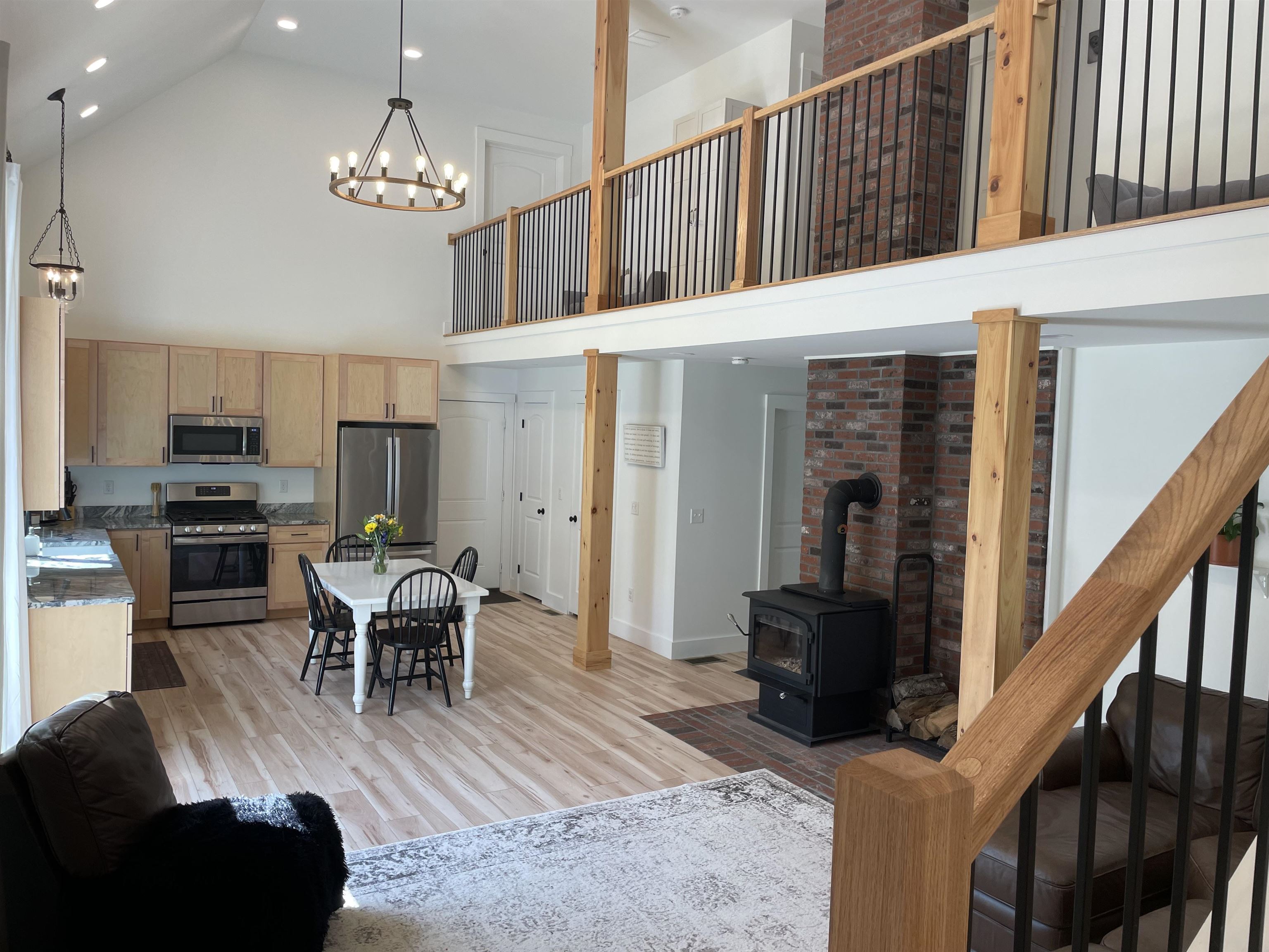 200 Old Bennington Road Greenfield, NH 03047 - Photo 4 of 40