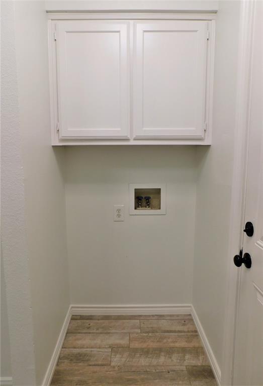 2001 Oak Tree Drive Denton, TX 76209 - Photo 25 of 34 a view of small space with wooden floor