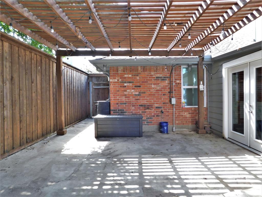 2001 Oak Tree Drive Denton, TX 76209 - Photo 28 of 34 a view of outdoor space with wooden floor
